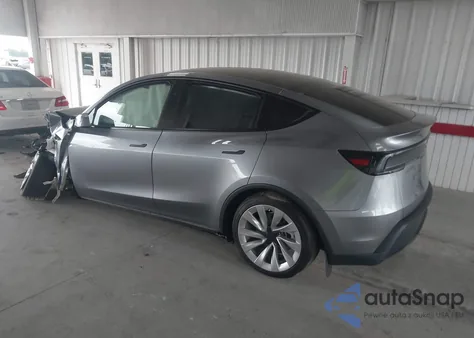 2026 Tesla Model Y Long Range Dual Motor All-Wheel Drive/Long Range Launch Series z USA, uszkodzony, nr VIN 7SAYGDEE4TA454820